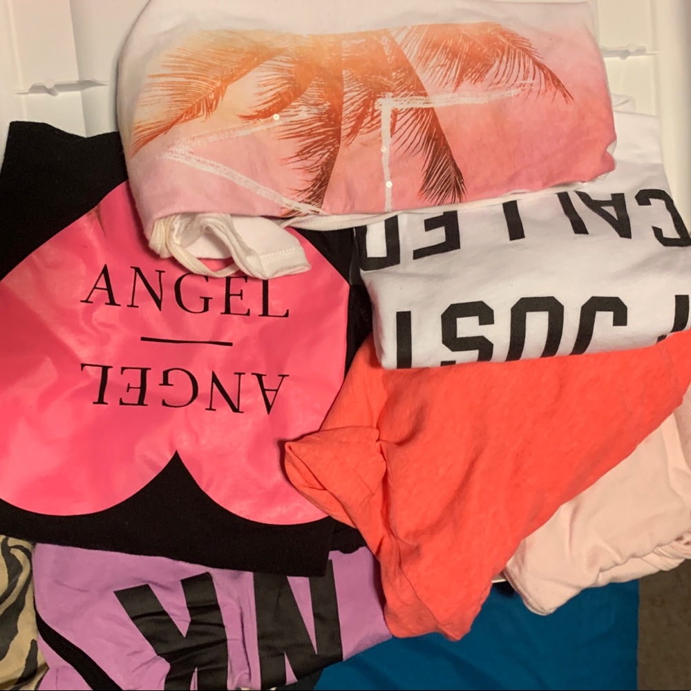 5 vs/pink tank top/t-shirts